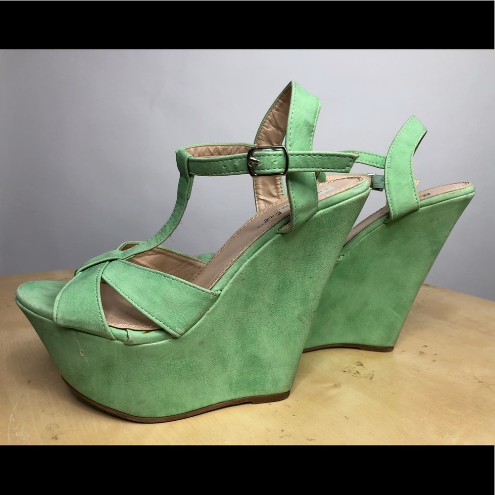 Wedges - Picture 3 of 3